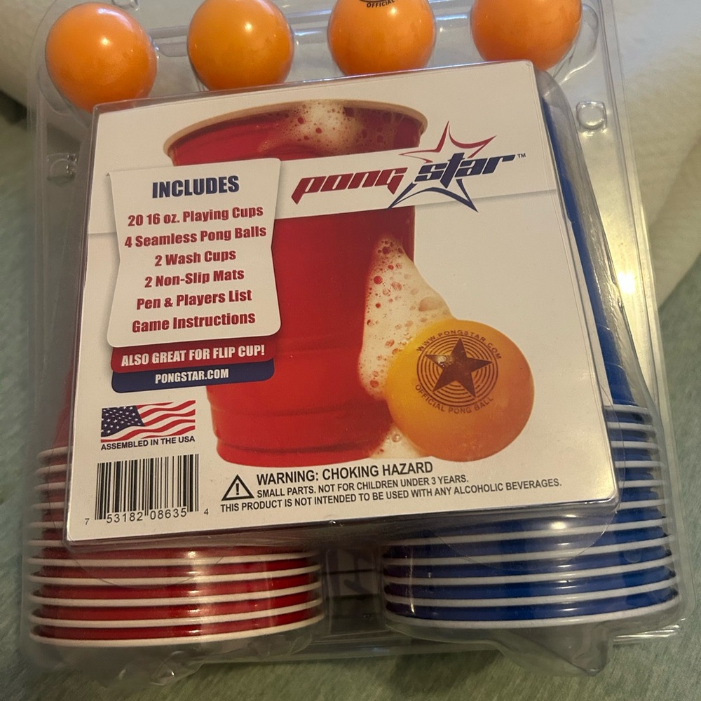 Beer Pong Red and Blue Party Set